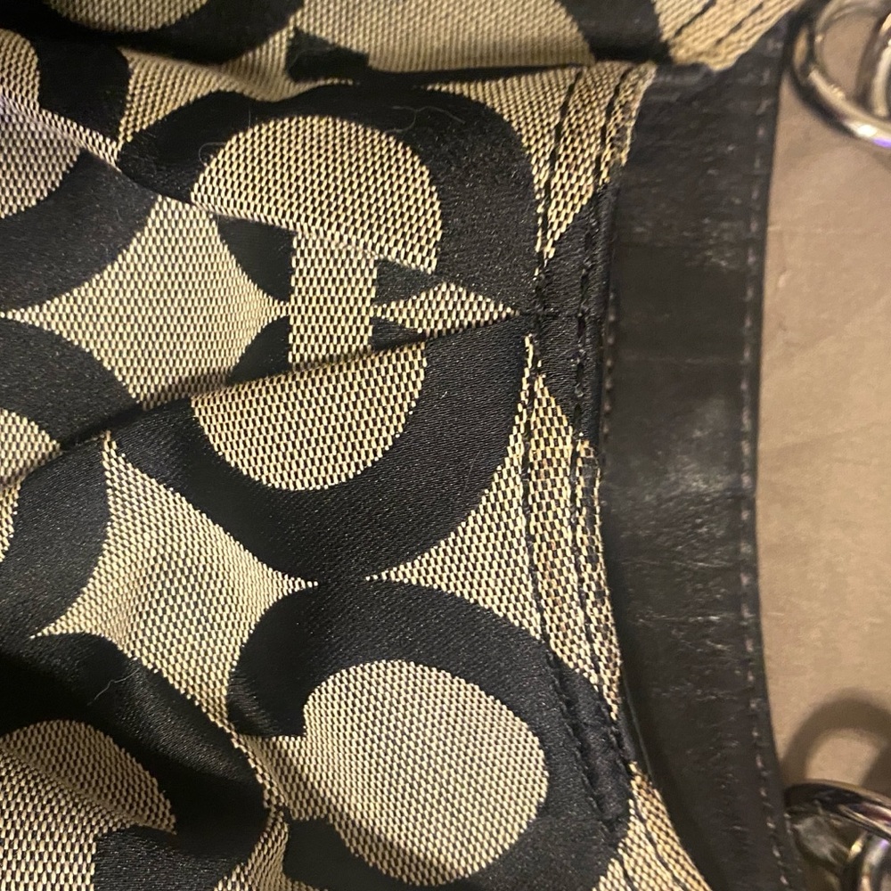 Coach Tote/Purse - Picture 6 of 15